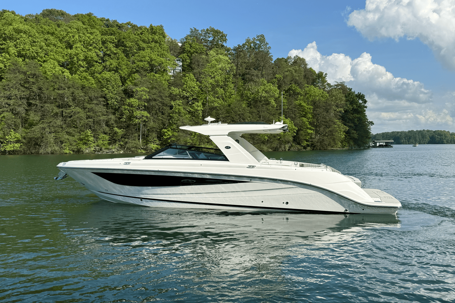 2025 Sea Ray 400 SLX Image Thumbnail #14