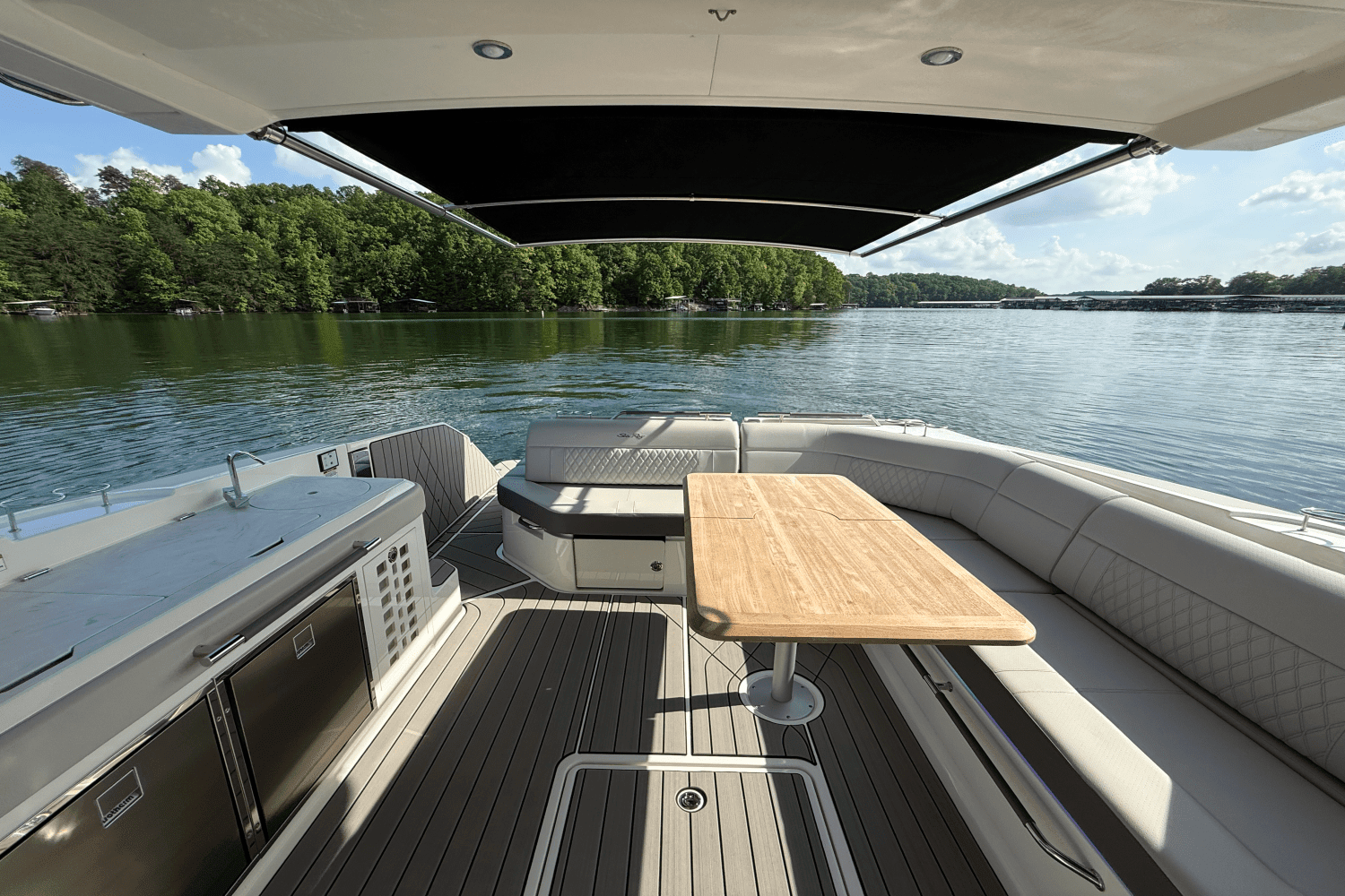 2025 Sea Ray 400 SLX Image Thumbnail #32