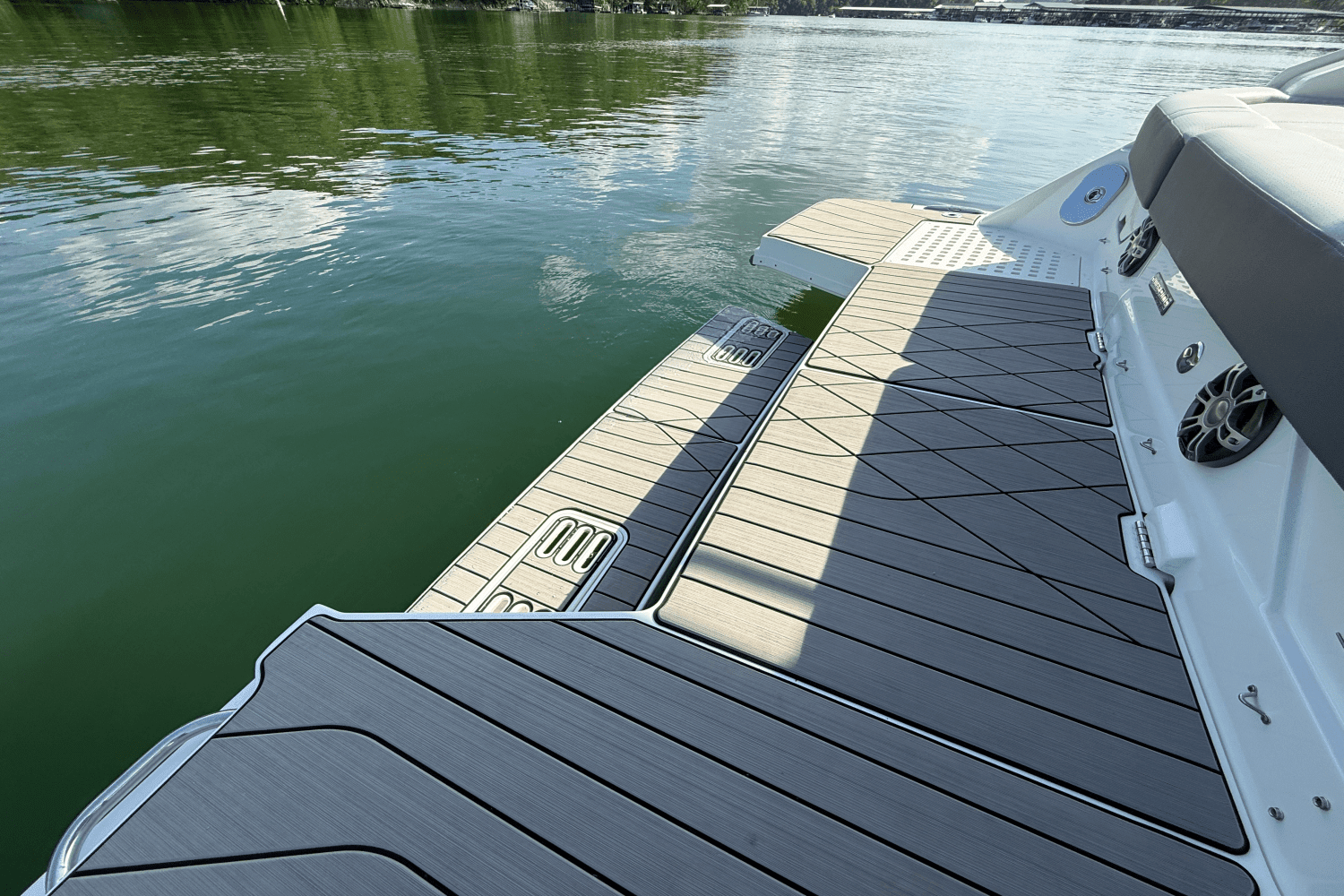 2025 Sea Ray 400 SLX Image Thumbnail #24