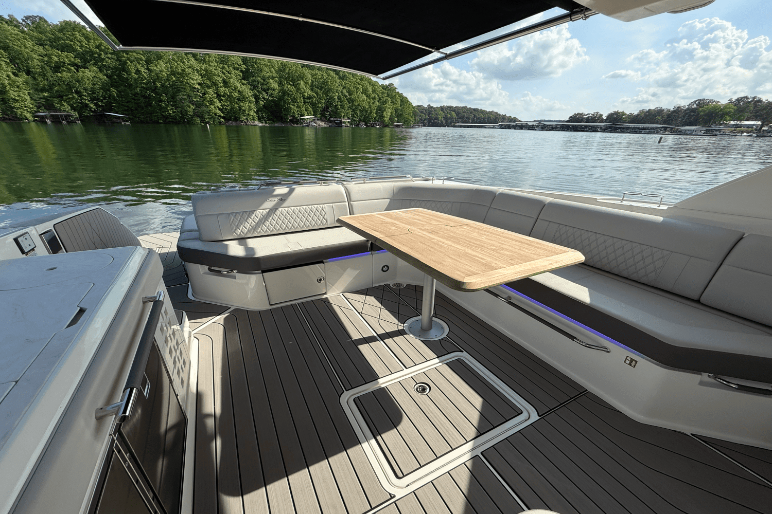 2025 Sea Ray 400 SLX Image Thumbnail #33