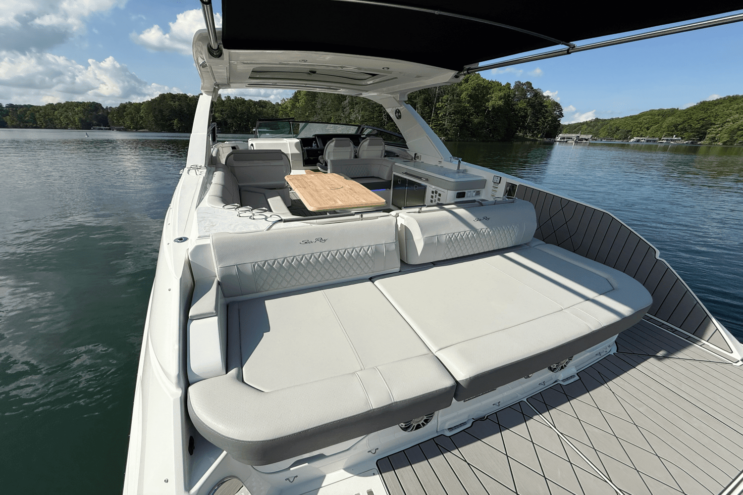 2025 Sea Ray 400 SLX Image Thumbnail #20