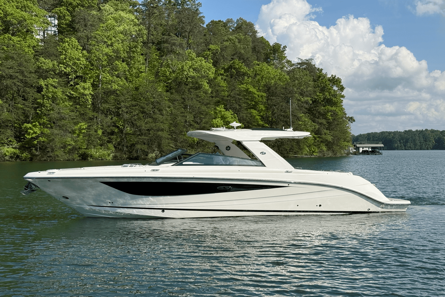 2025 Sea Ray 400 SLX Image Thumbnail #0