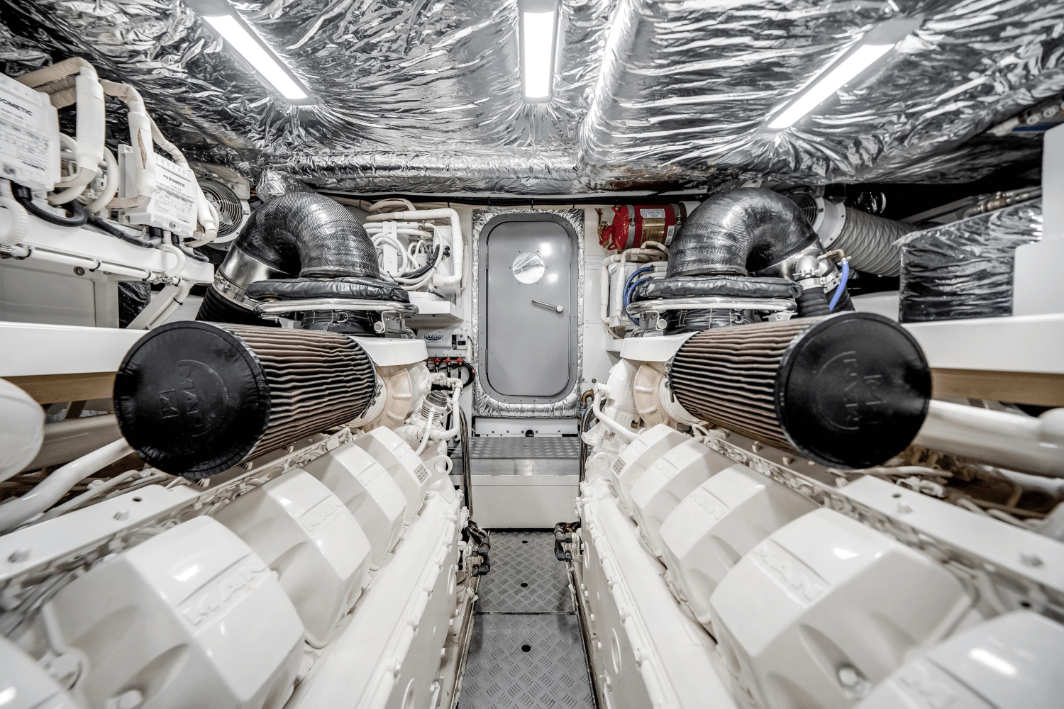 2019 Princess F70 Image Thumbnail #40