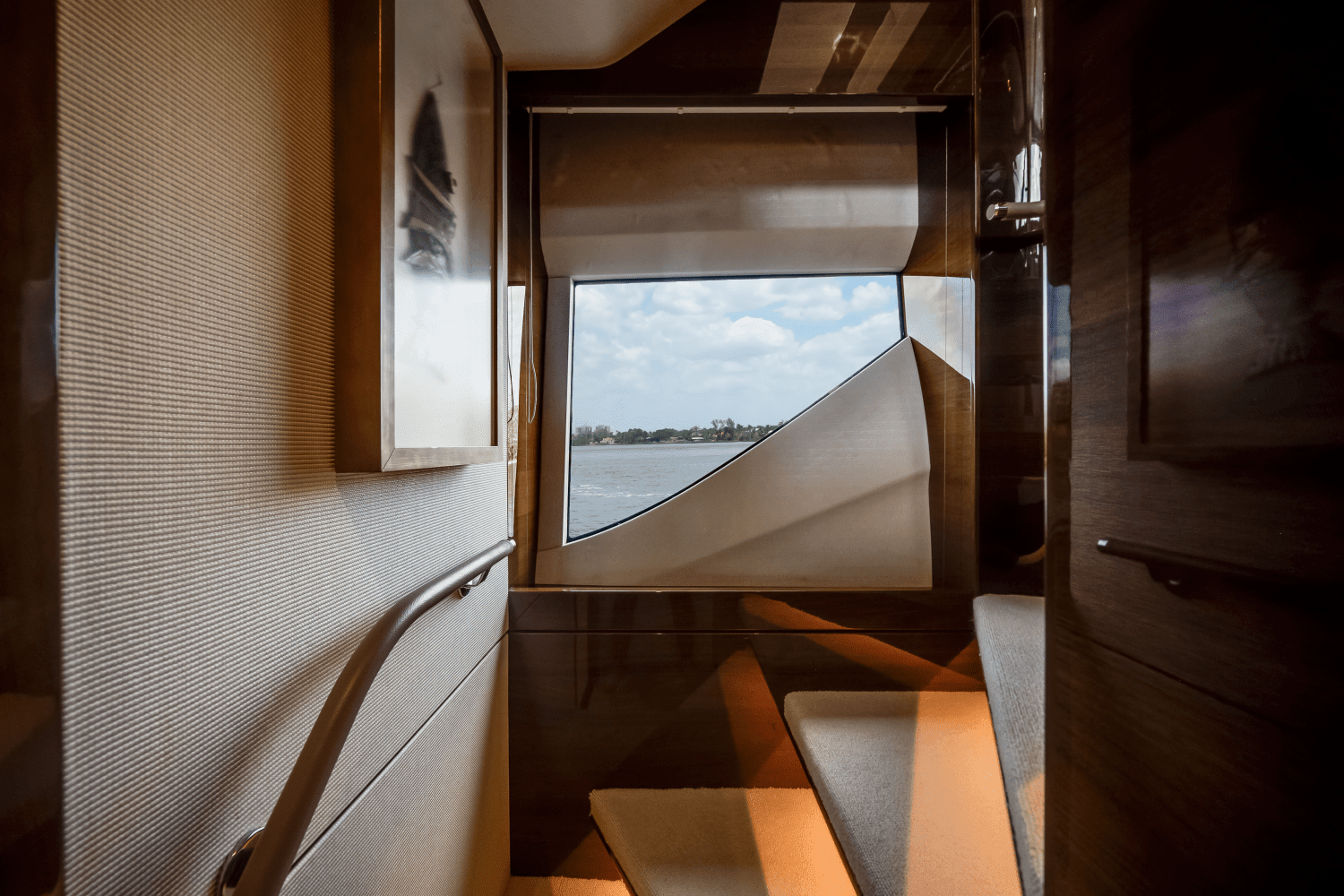 2019 Princess F70 Image Thumbnail #12