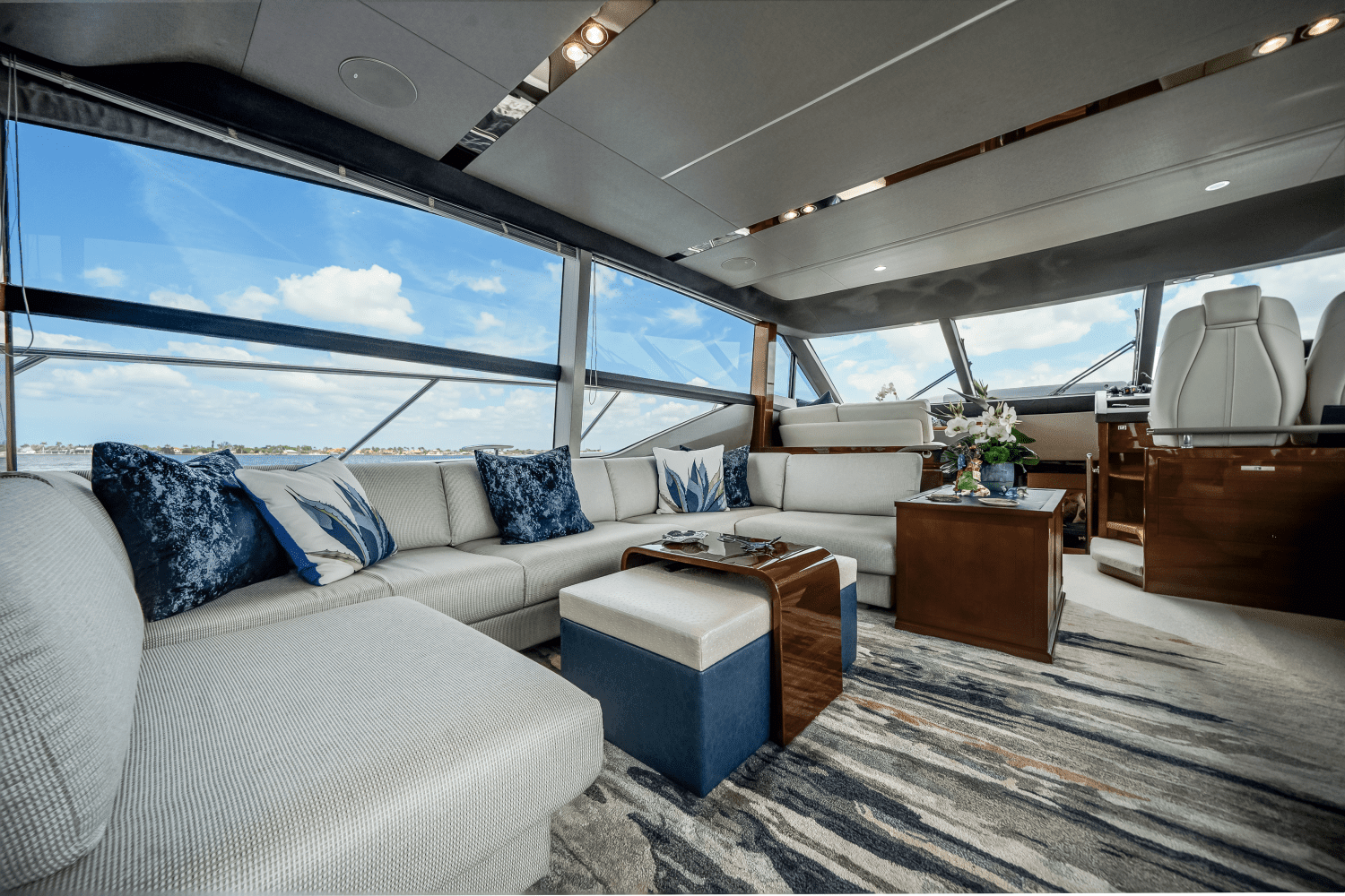 2019 Princess F70 Image Thumbnail #7