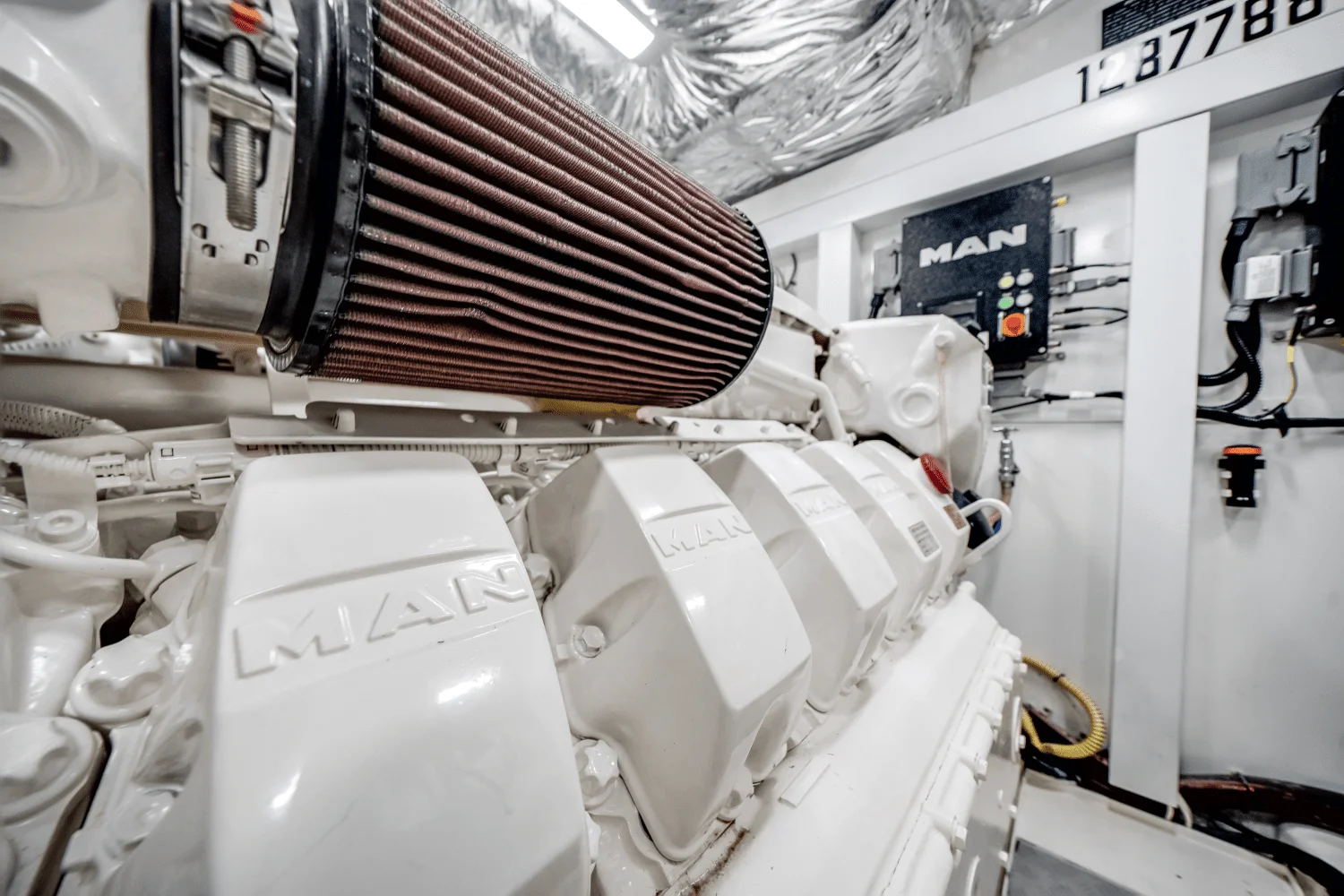 2019 Princess F70 Image Thumbnail #40