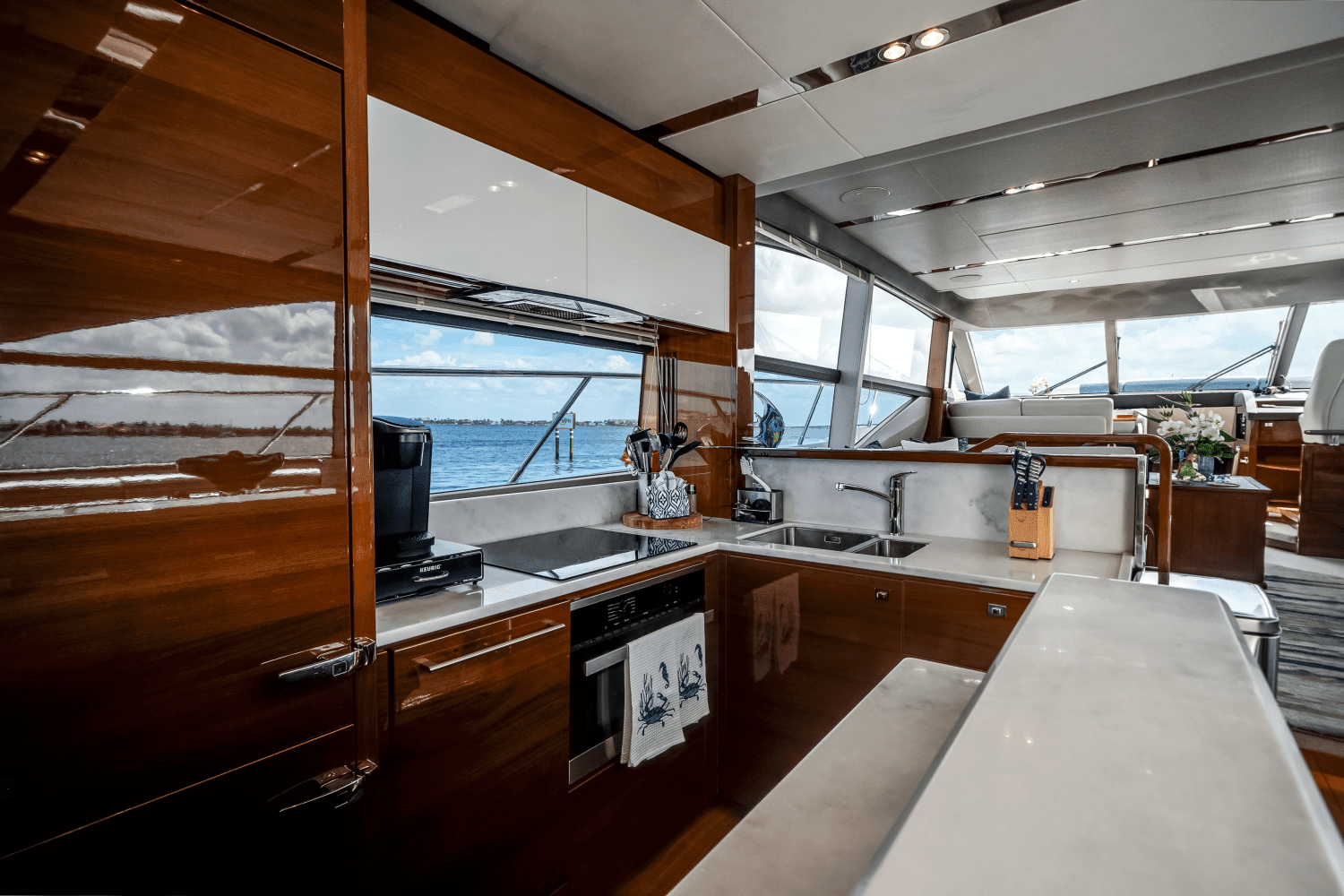 2019 Princess F70 Image Thumbnail #5
