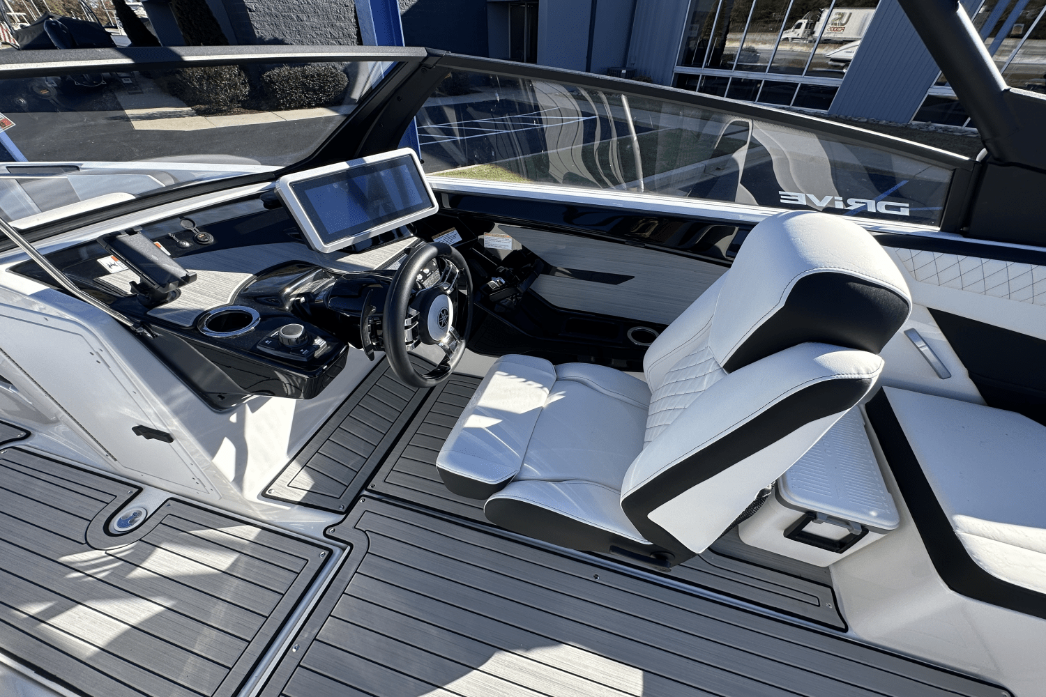 2025 Yamaha 222SE Image Thumbnail #17