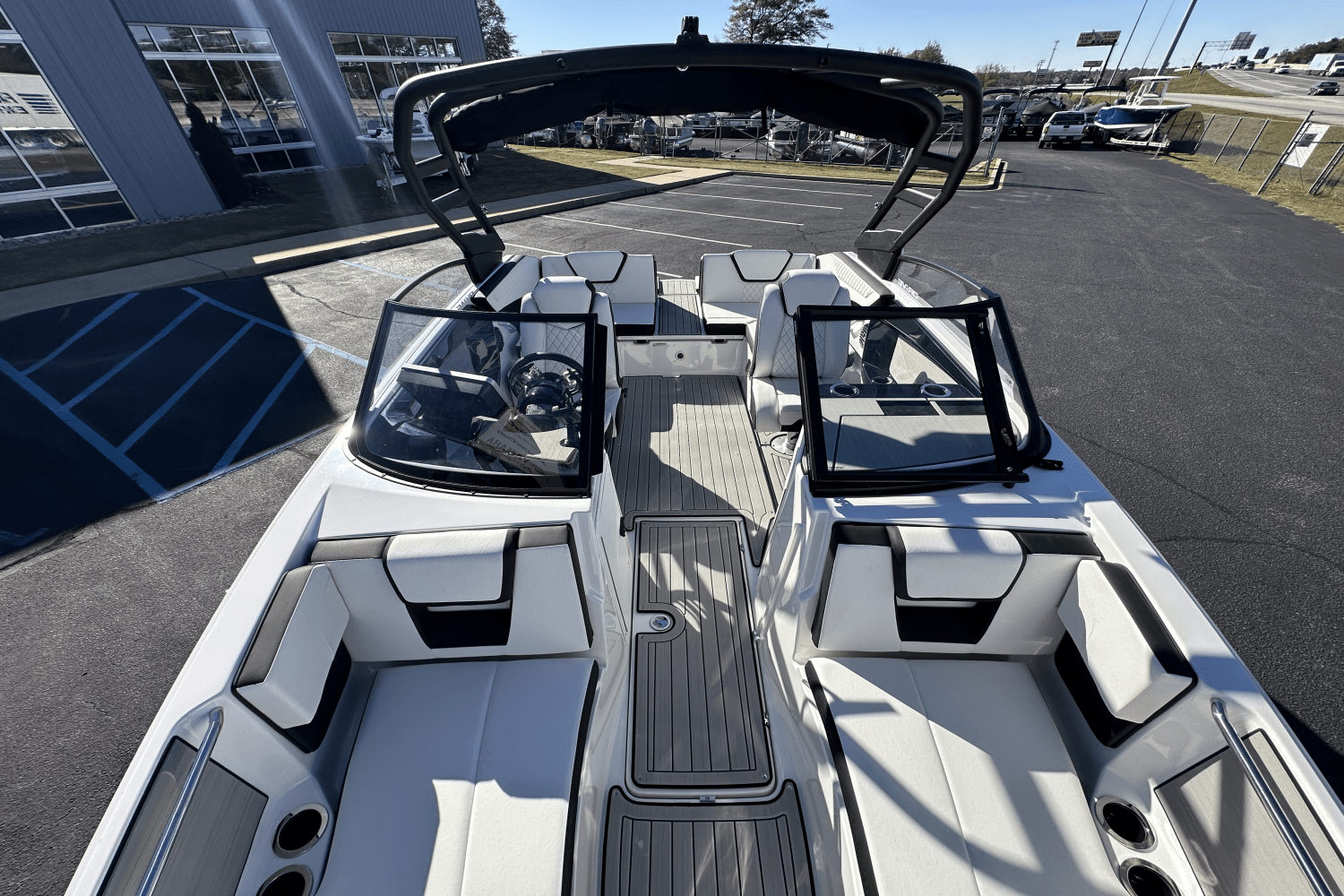 2025 Yamaha 222SE Image Thumbnail #10