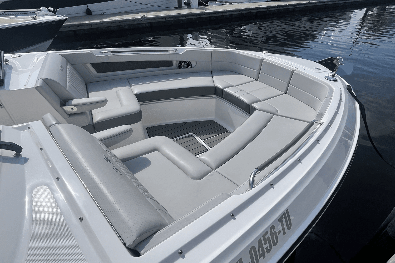 2024 Sea Ray 310 SLX Outboard Image Thumbnail #24