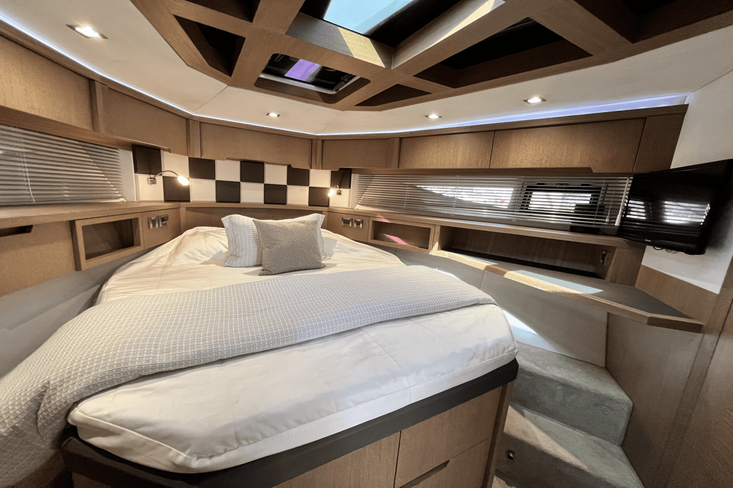 2018 Galeon 485 HTS Image Thumbnail #35