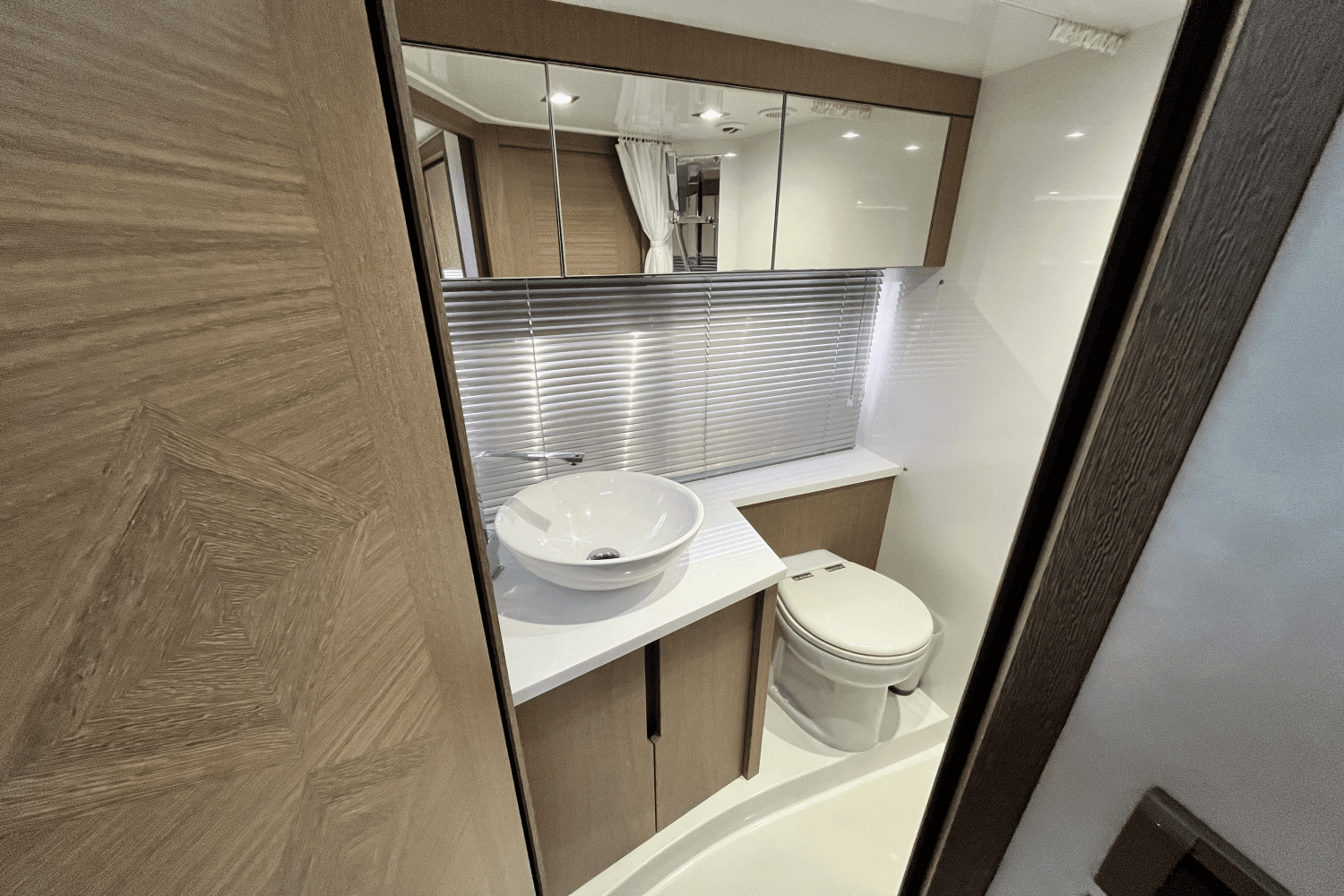 2018 Galeon 485 HTS Image Thumbnail #36