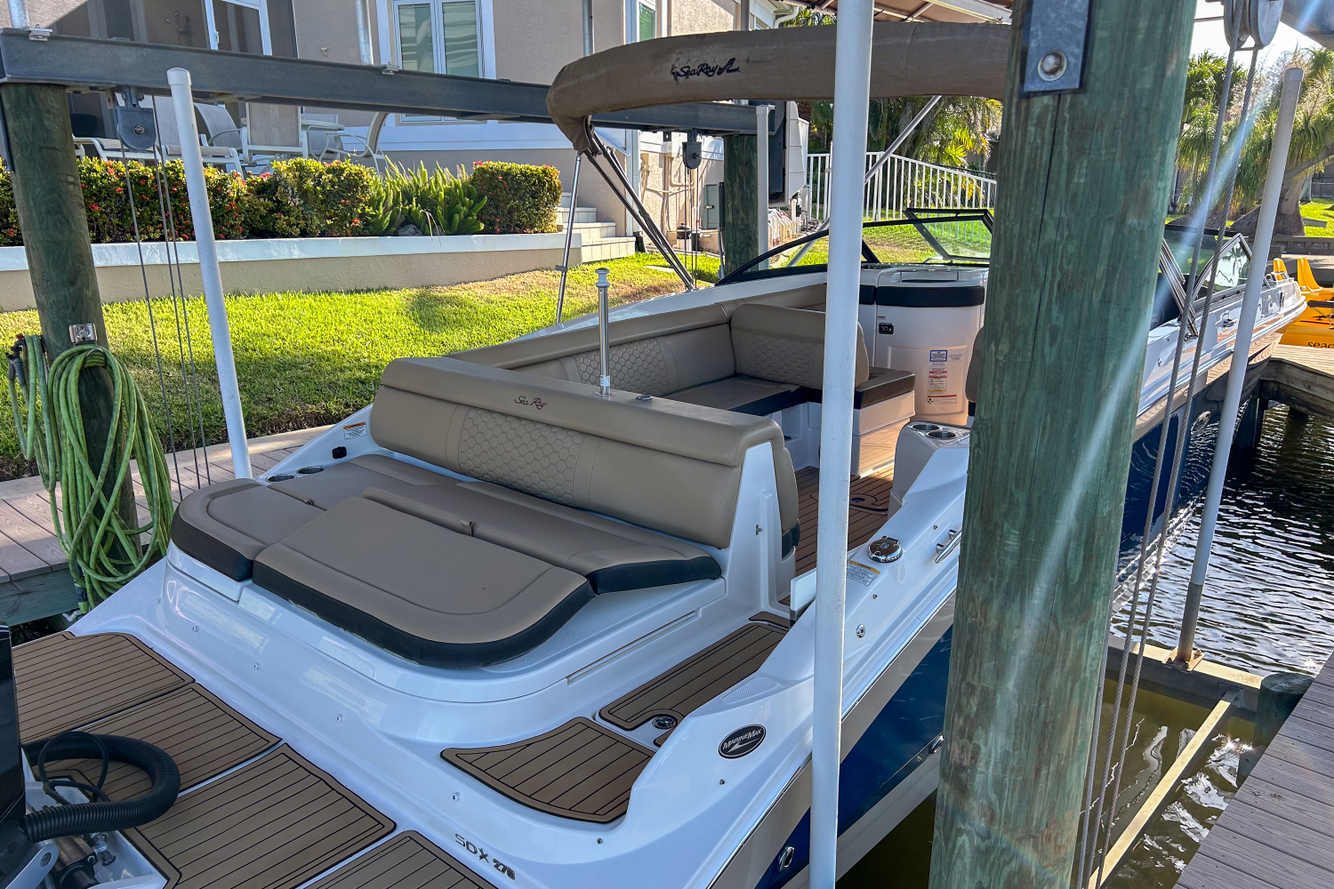 2019 Sea Ray 270 SDX OUTBOARD Image Thumbnail #5