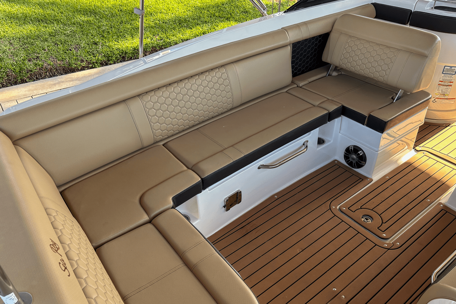 2019 Sea Ray 270 SDX OUTBOARD Image Thumbnail #15