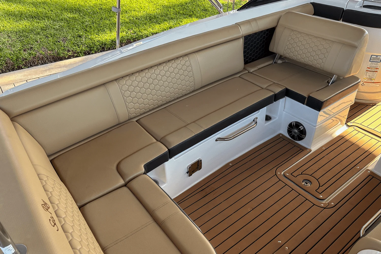 2019 Sea Ray 270 SDX OUTBOARD Image Thumbnail #15