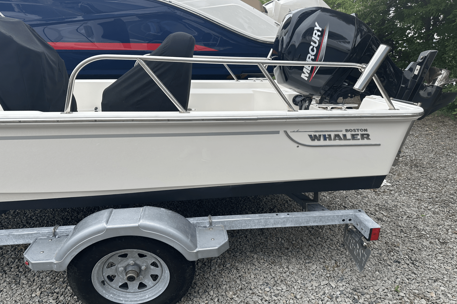 2021 Boston Whaler 150 MONTAUK Image Thumbnail #7