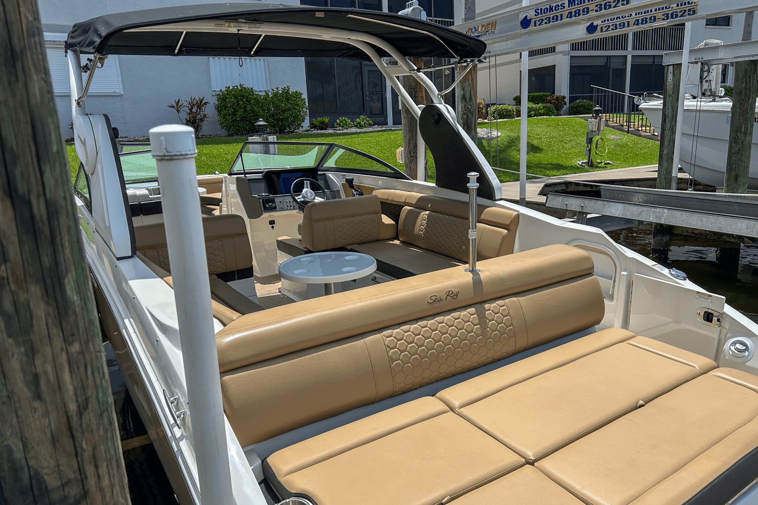2018 Sea Ray 270 SDX OUTBOARD Image Thumbnail #9