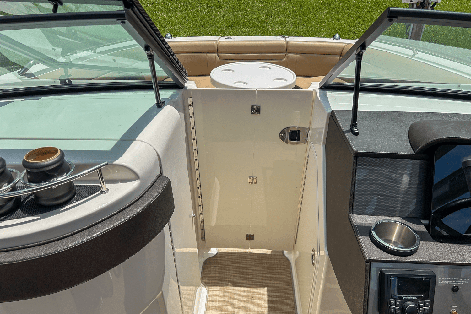 2018 Sea Ray 270 SDX OUTBOARD Image Thumbnail #20