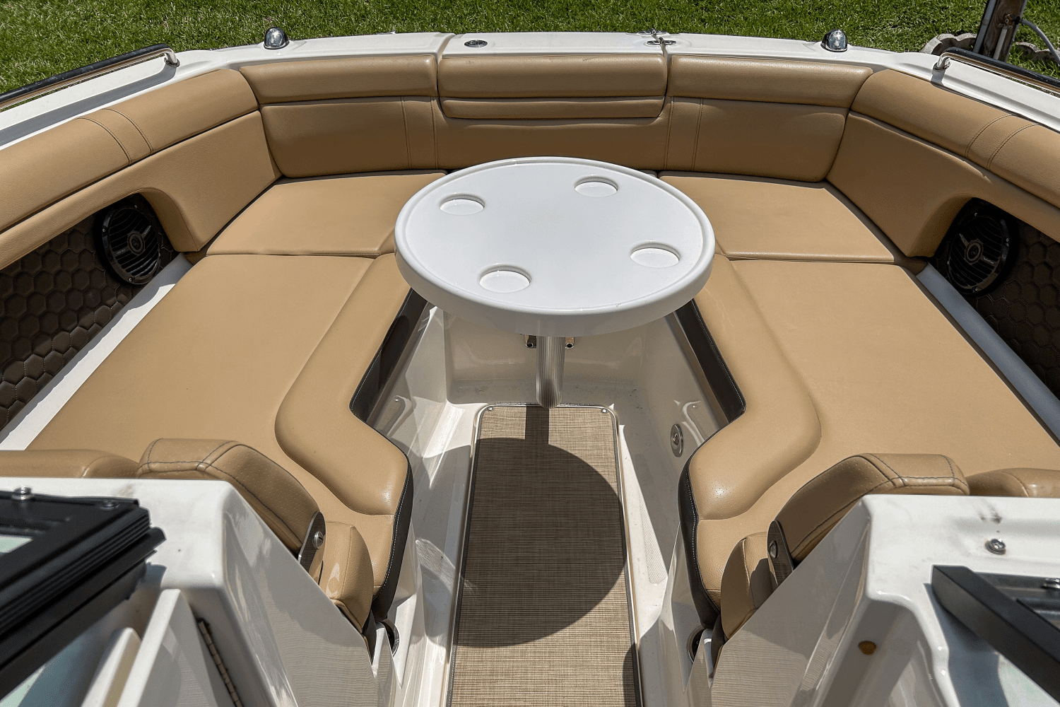 2018 Sea Ray 270 SDX OUTBOARD Image Thumbnail #21