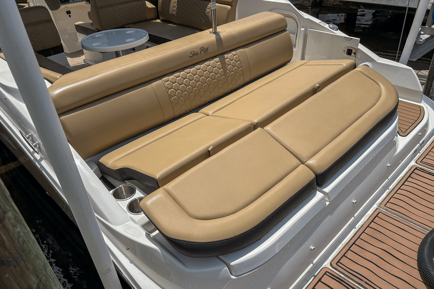 2018 Sea Ray 270 SDX OUTBOARD Image Thumbnail #10