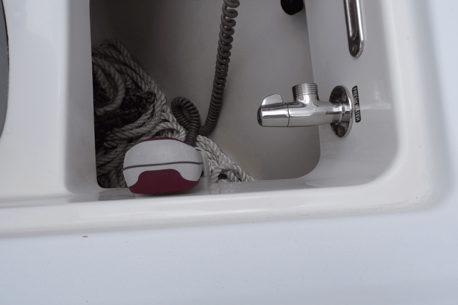2016 Boston Whaler 350 OUTRAGE Image Thumbnail #63