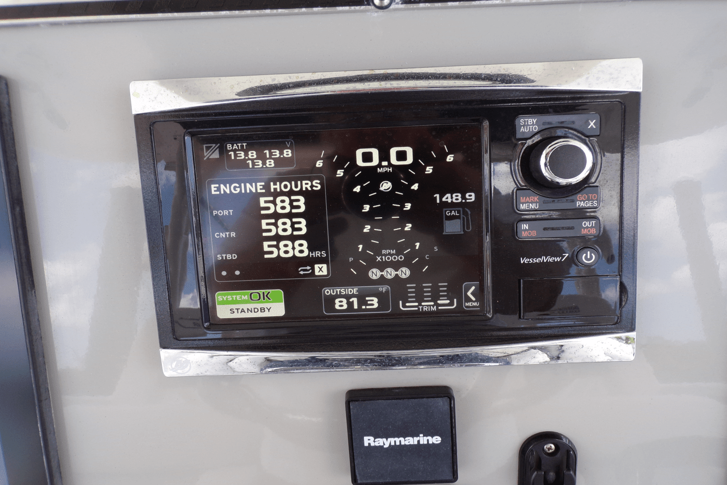 2016 Boston Whaler 350 OUTRAGE Image Thumbnail #16