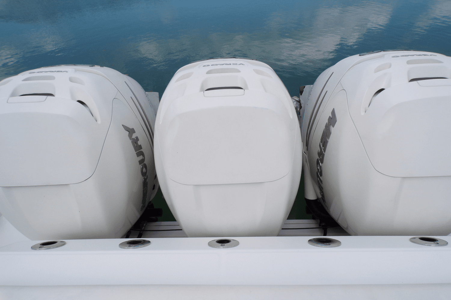 2016 Boston Whaler 350 OUTRAGE Image Thumbnail #74
