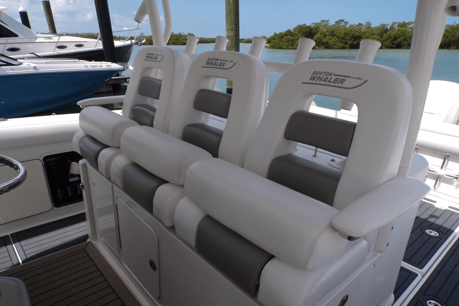 2016 Boston Whaler 350 OUTRAGE Image Thumbnail #27