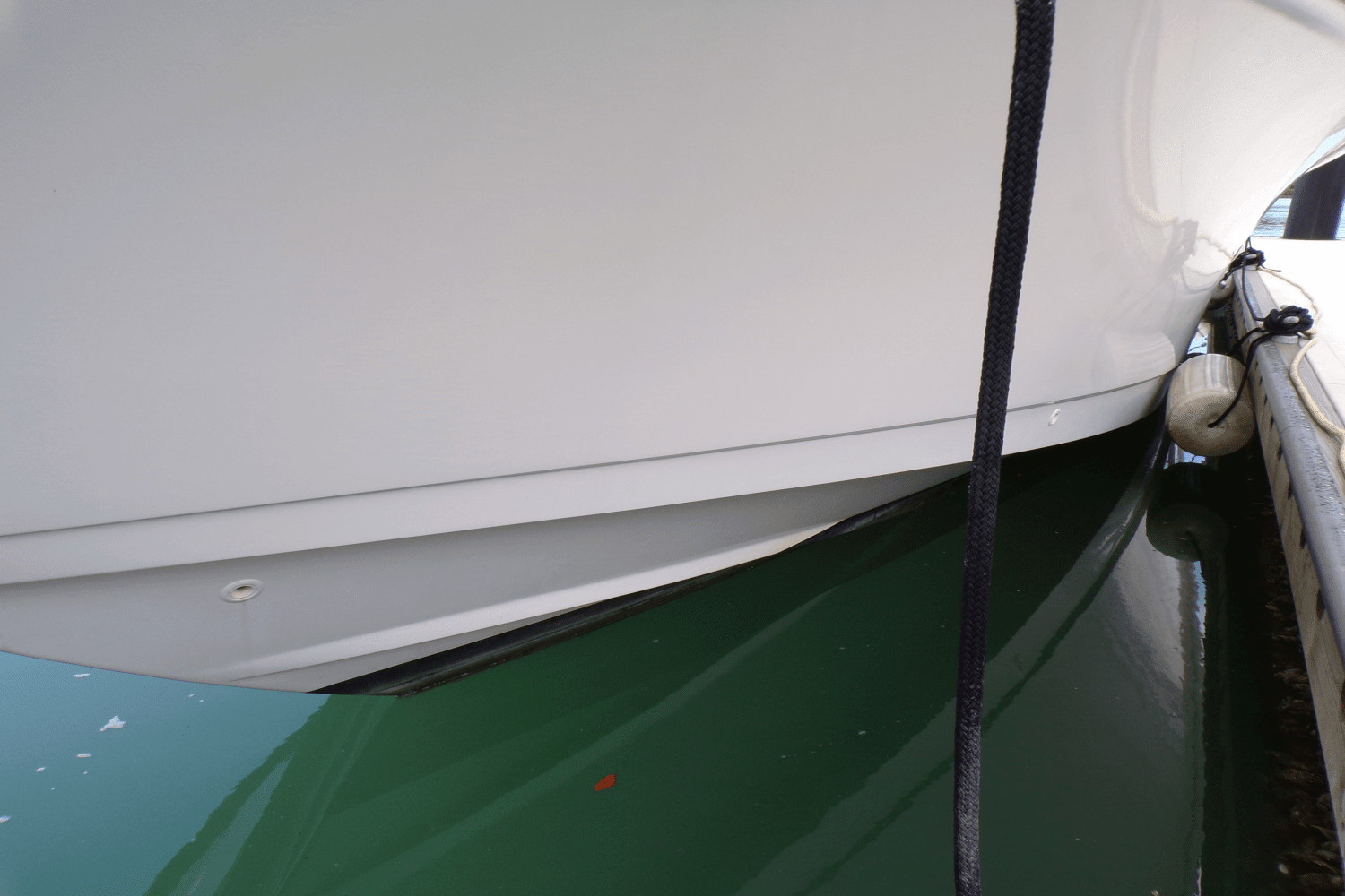 2016 Boston Whaler 350 OUTRAGE Image Thumbnail #4