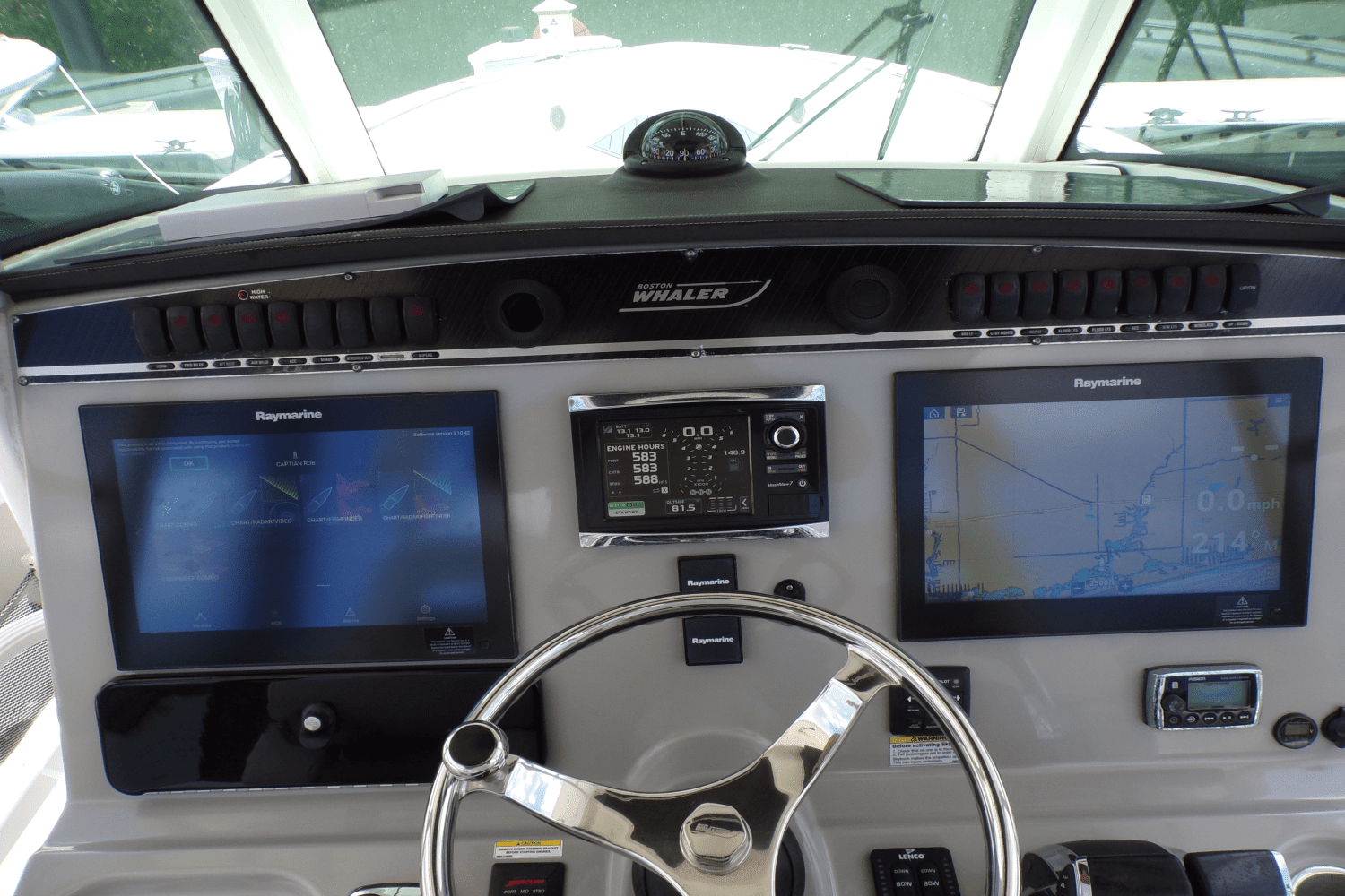 2016 Boston Whaler 350 OUTRAGE Image Thumbnail #14