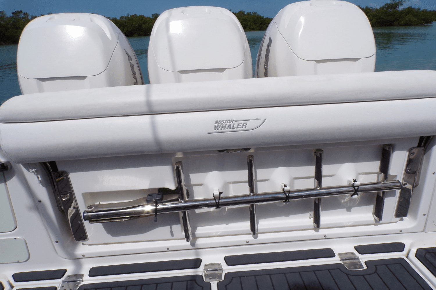 2016 Boston Whaler 350 OUTRAGE Image Thumbnail #32