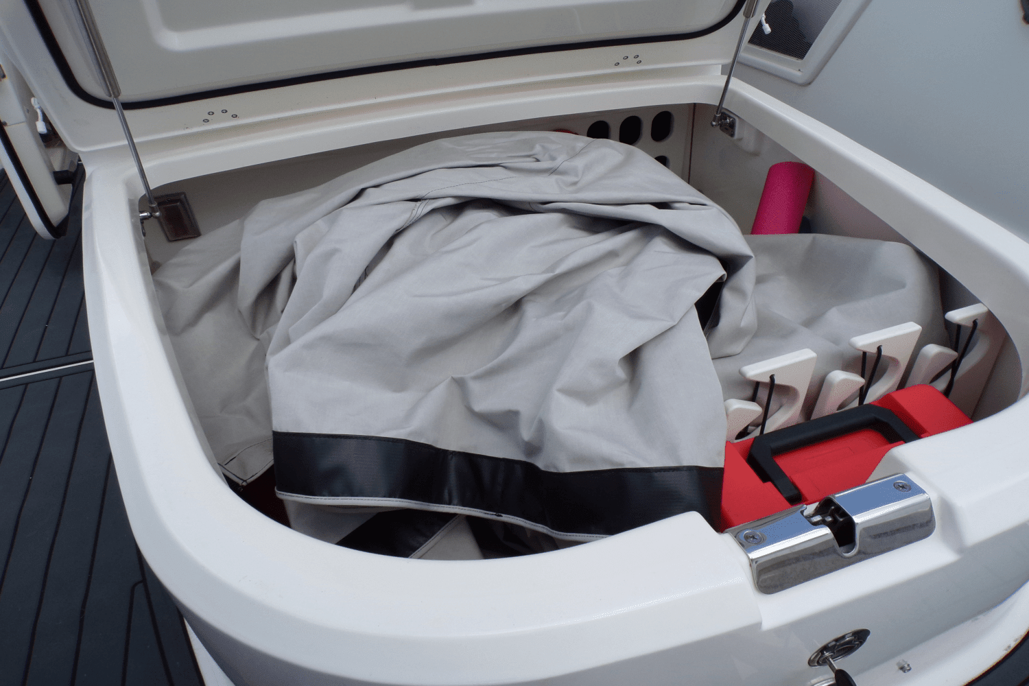 2016 Boston Whaler 350 OUTRAGE Image Thumbnail #58