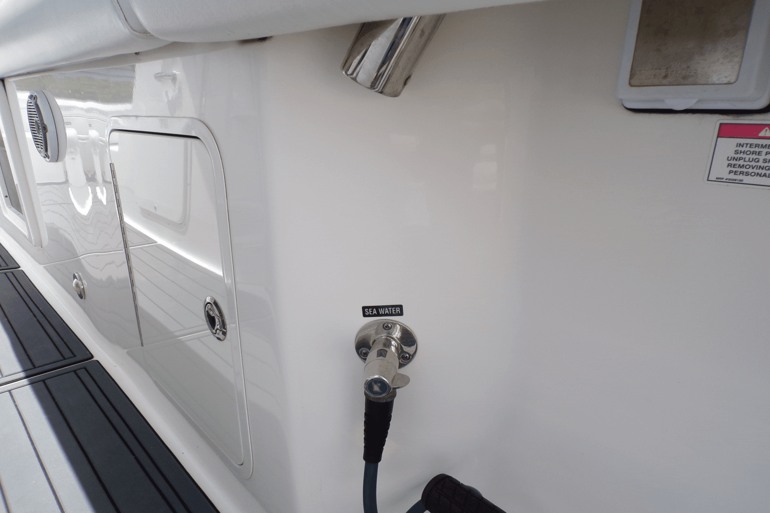 2016 Boston Whaler 350 OUTRAGE Image Thumbnail #37