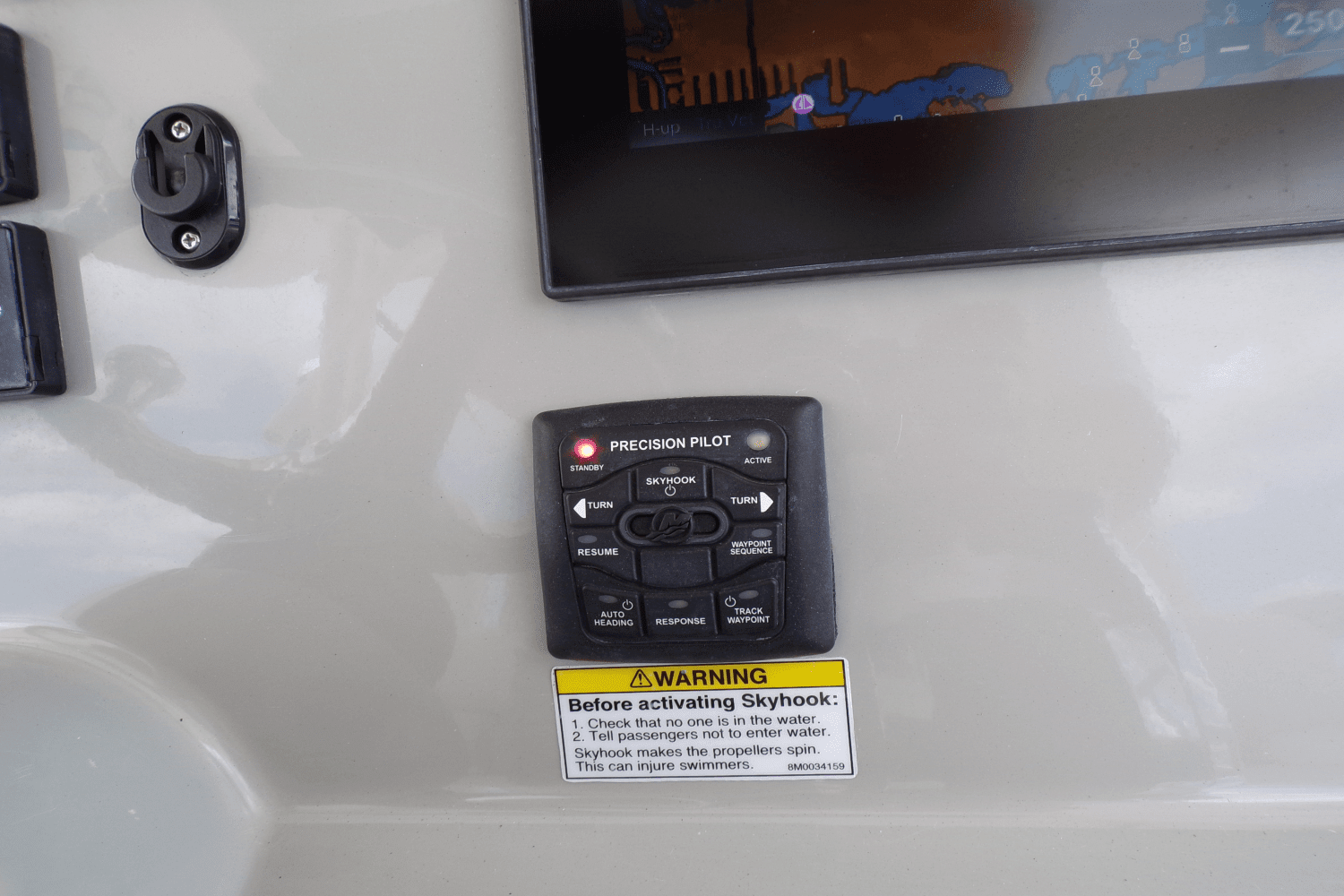 2016 Boston Whaler 350 OUTRAGE Image Thumbnail #21