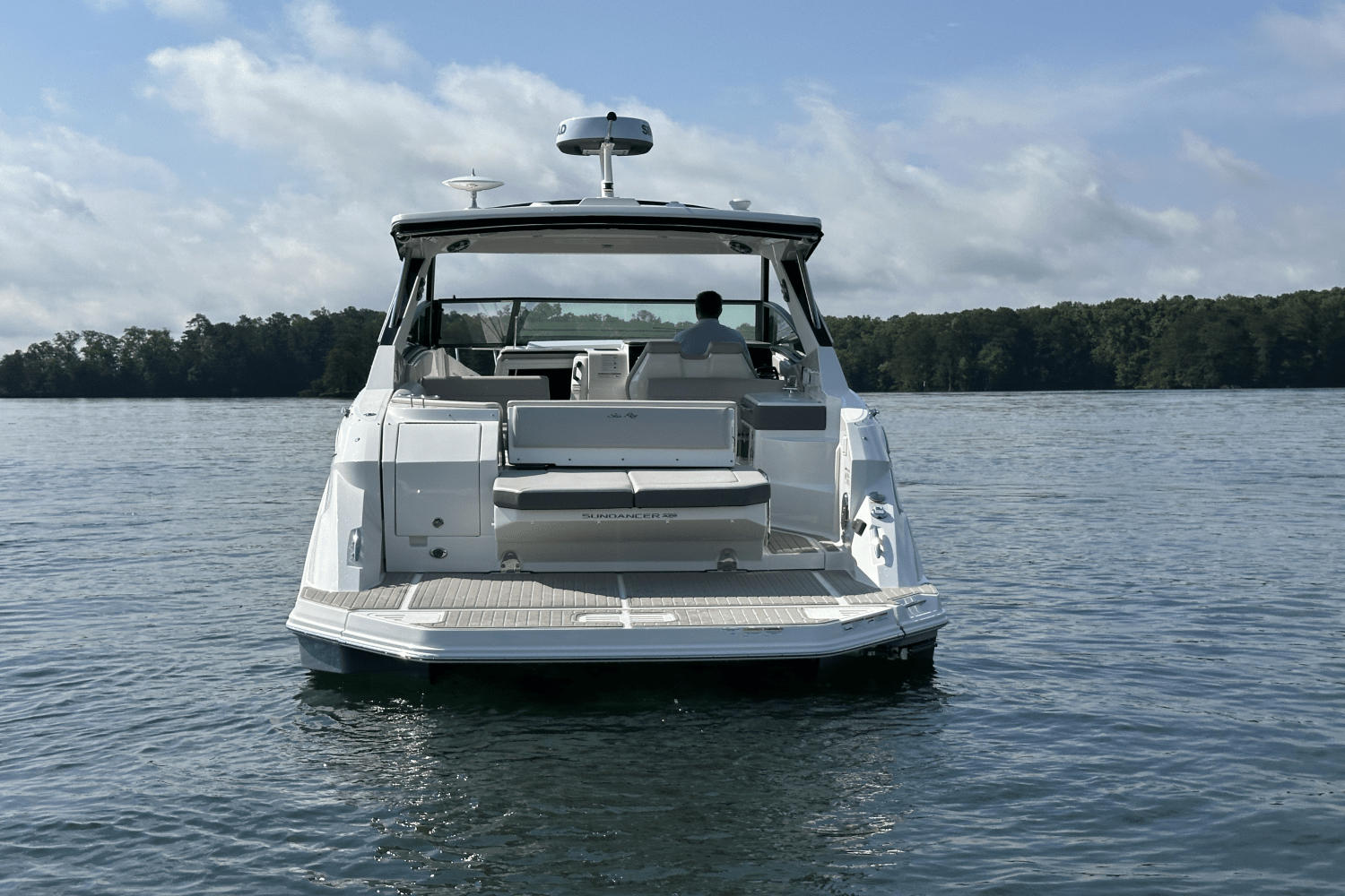 2025 Sea Ray Sundancer 320 Image Thumbnail #12