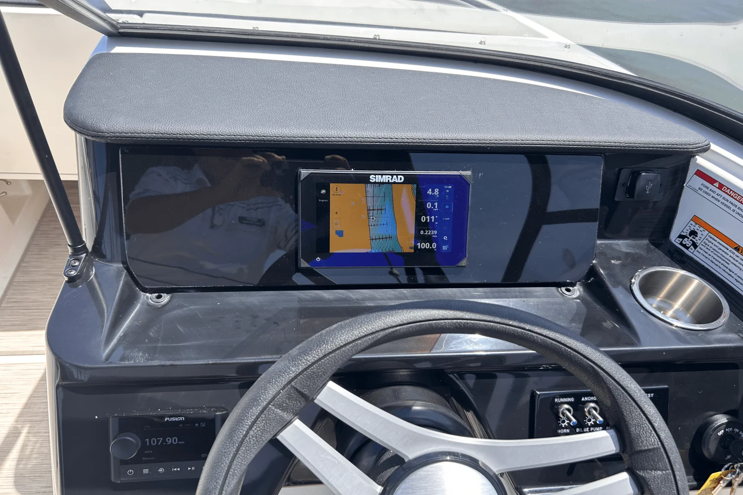 2026 Sea Ray SPX 210 Outboard Image Thumbnail #20