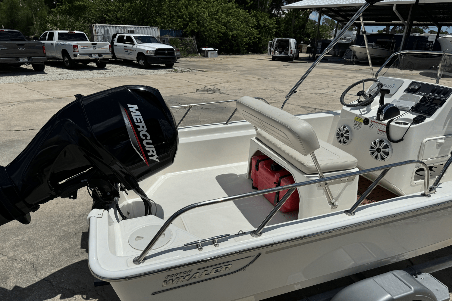 2022 Boston Whaler 150 Montauk Image Thumbnail #5
