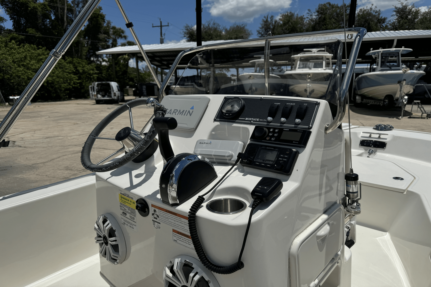 2022 Boston Whaler 150 Montauk Image Thumbnail #7