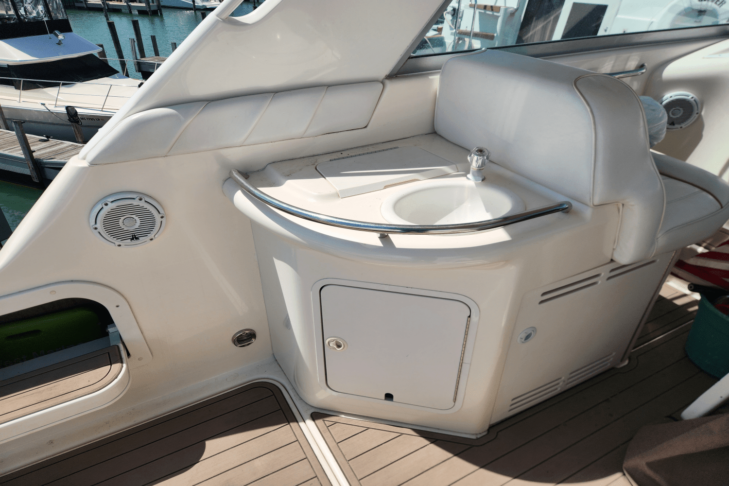 1998 Sea Ray 330 SUNDANCER Image Thumbnail #19