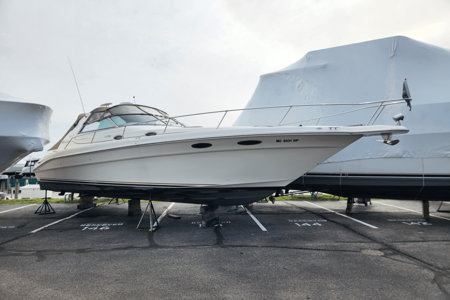 1998 Sea Ray 330 SUNDANCER Image Thumbnail #1