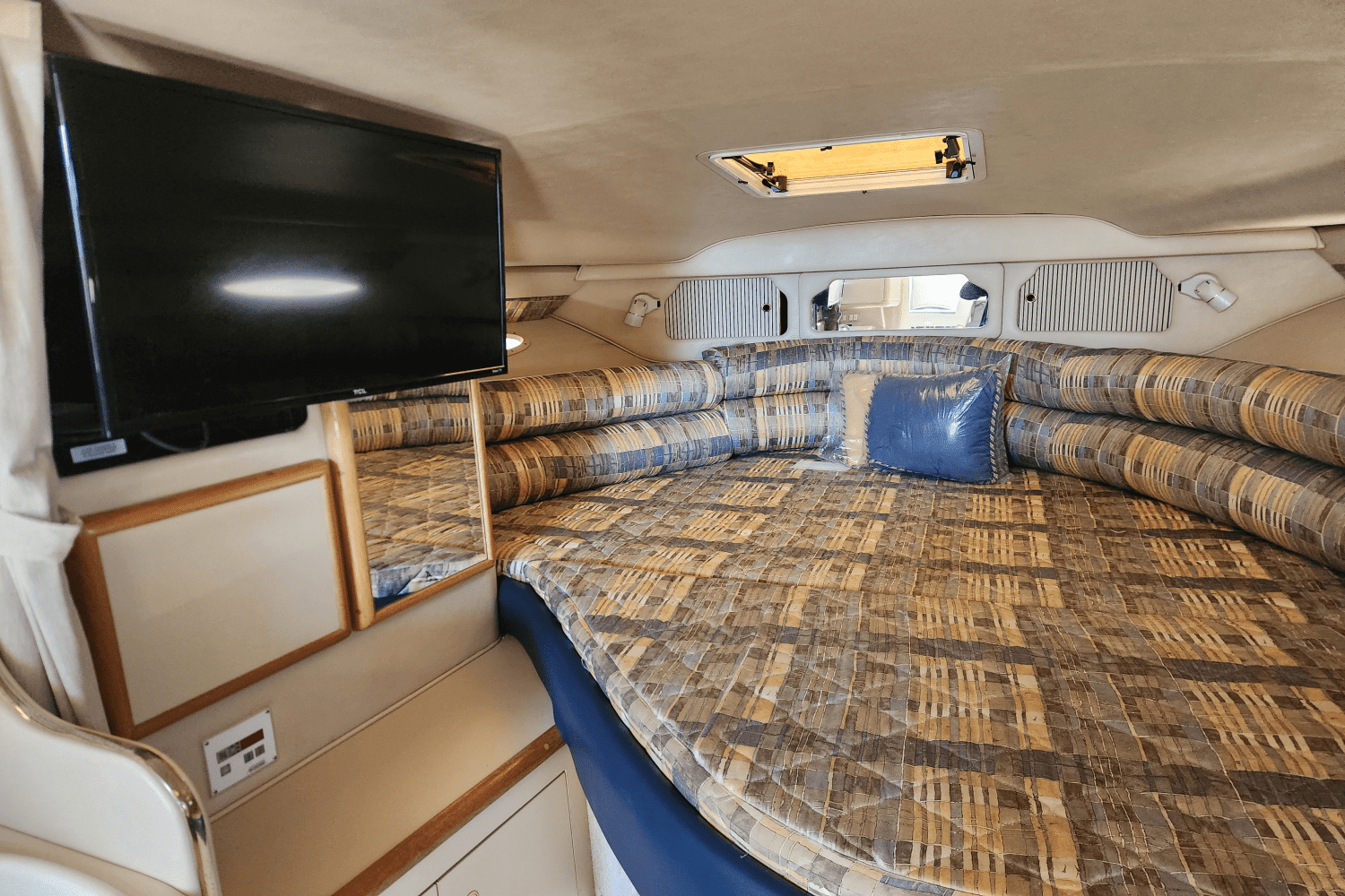 1998 Sea Ray 330 SUNDANCER Image Thumbnail #25