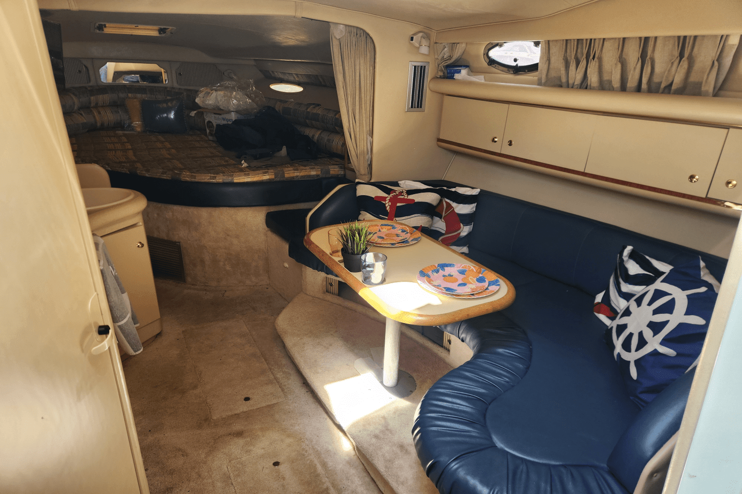 1998 Sea Ray 330 SUNDANCER Image Thumbnail #21