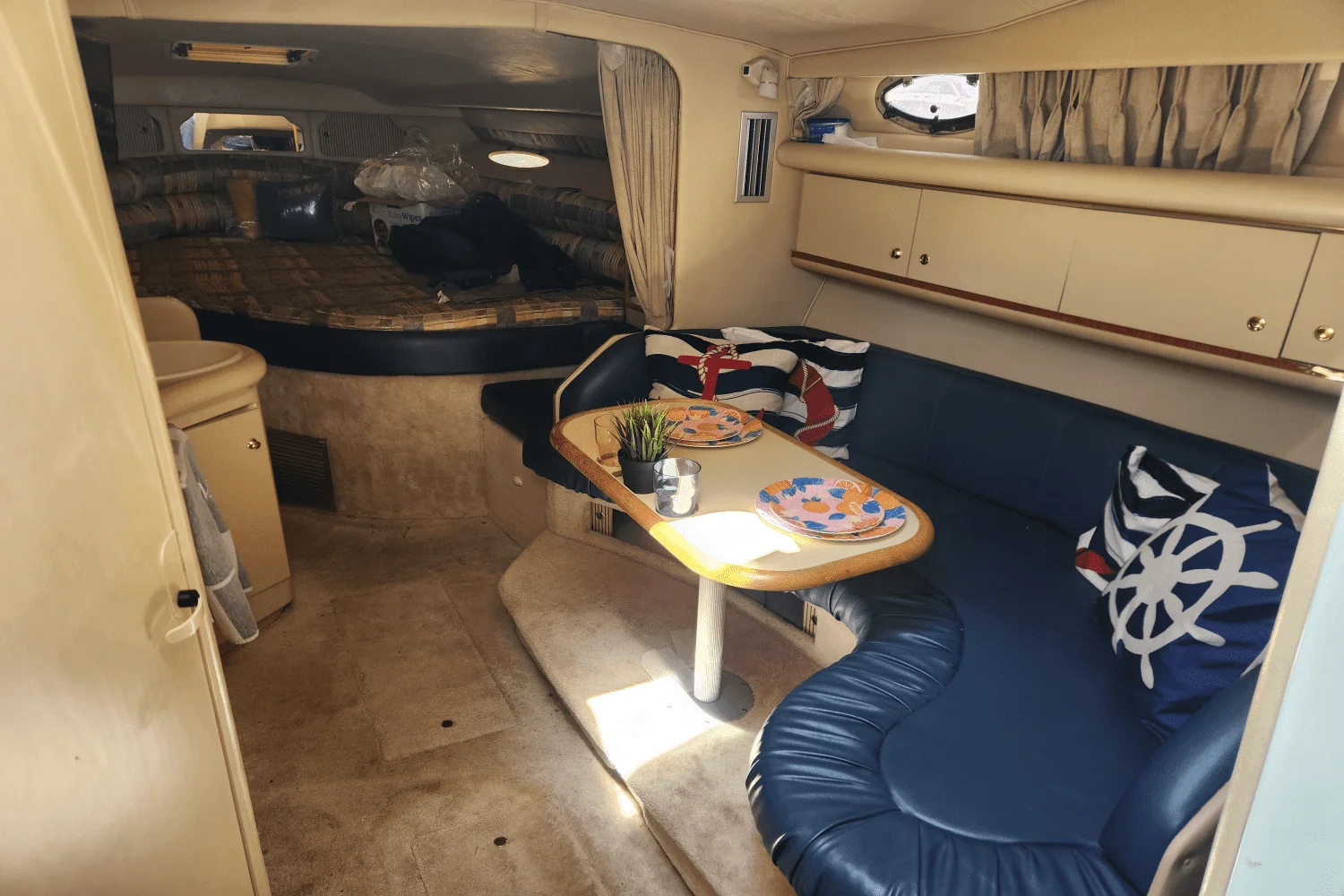 1998 Sea Ray 330 SUNDANCER Image Thumbnail #21