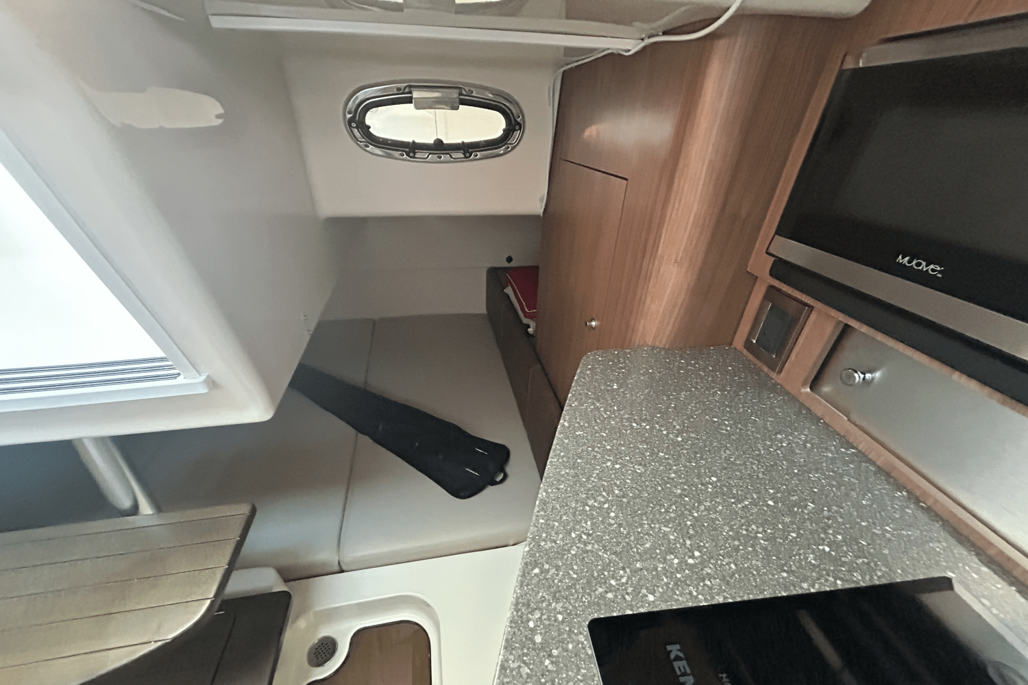 2017 Boston Whaler 315 CQ Image Thumbnail #24