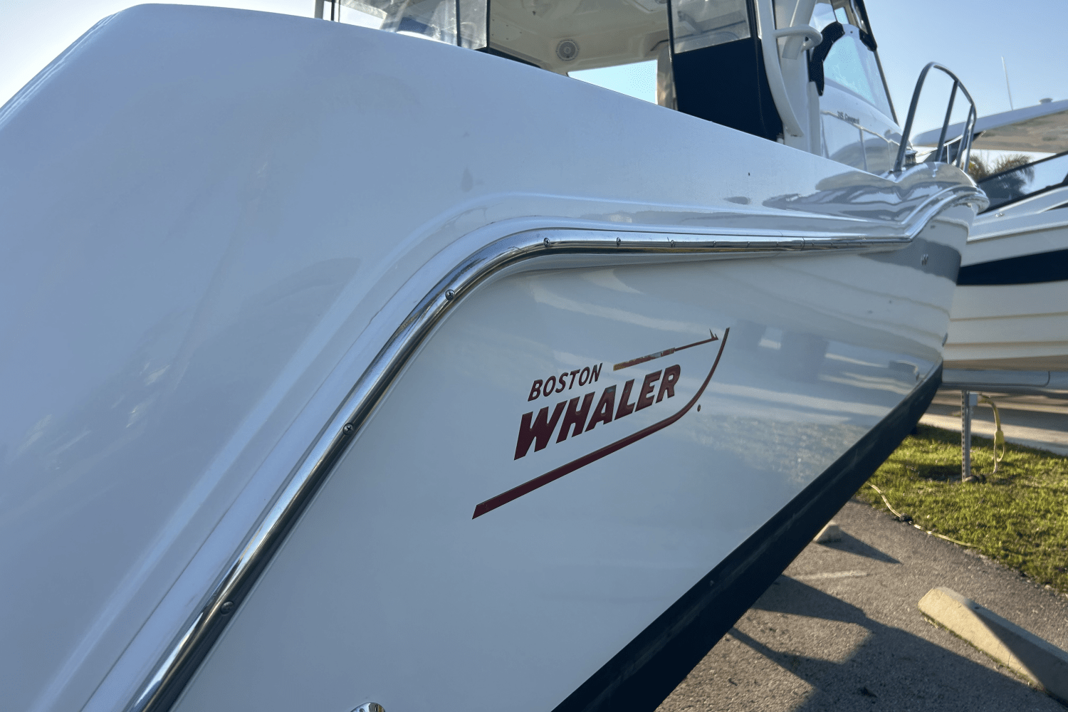 2017 Boston Whaler 315 CQ Image Thumbnail #44