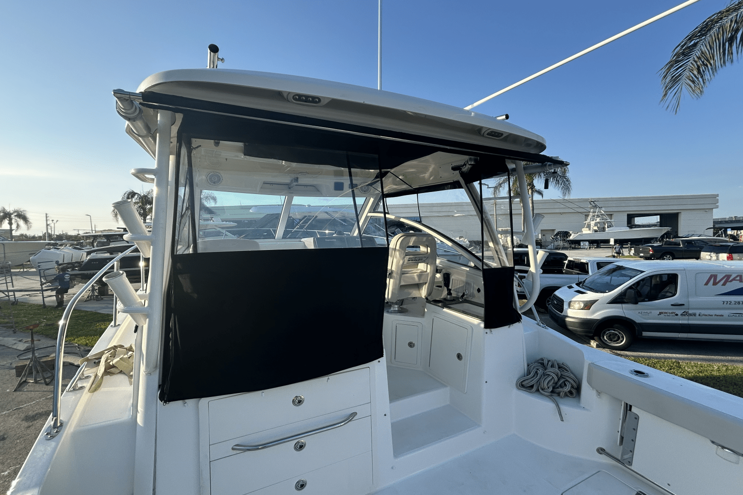 2017 Boston Whaler 315 CQ Image Thumbnail #40