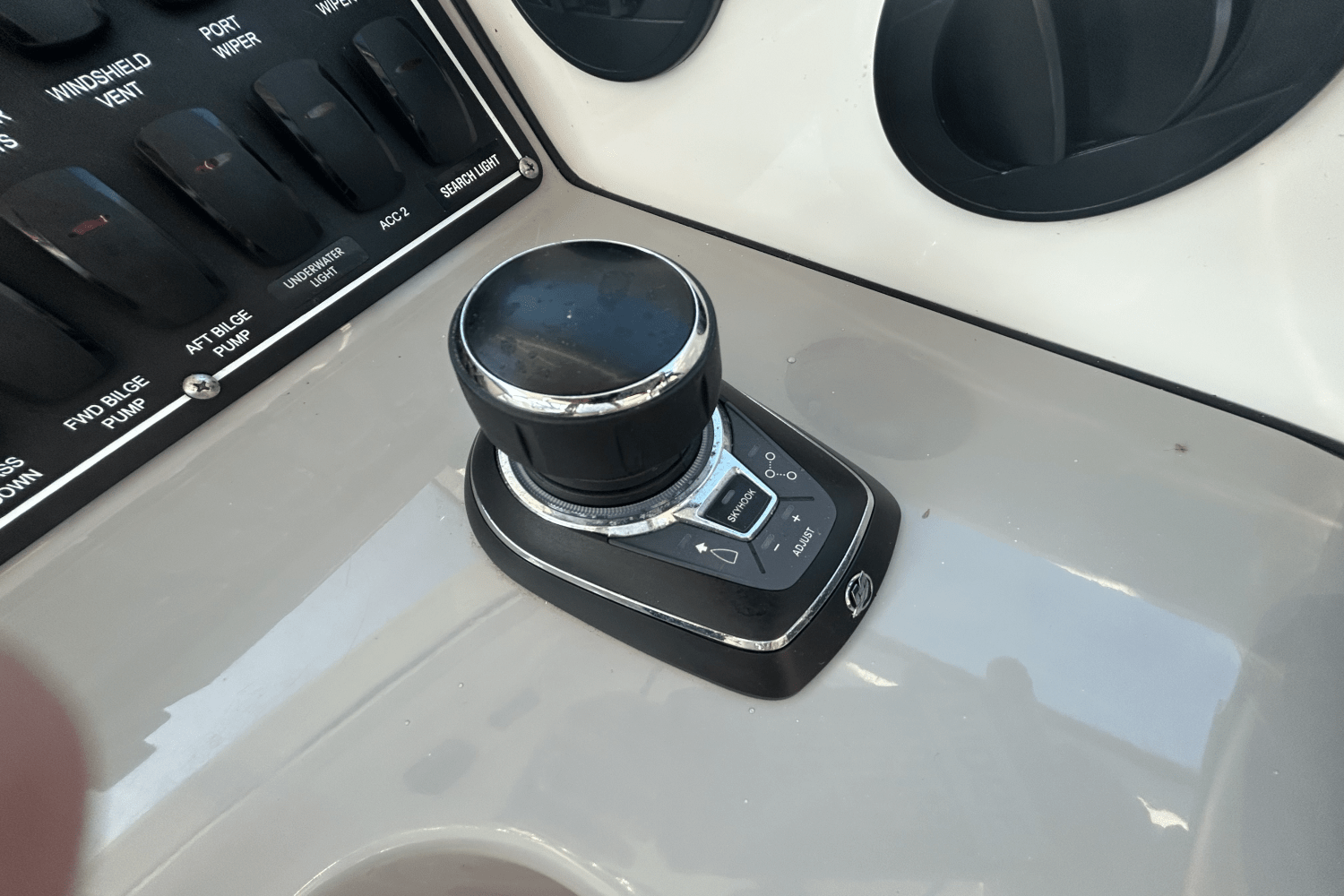 2017 Boston Whaler 315 CQ Image Thumbnail #22