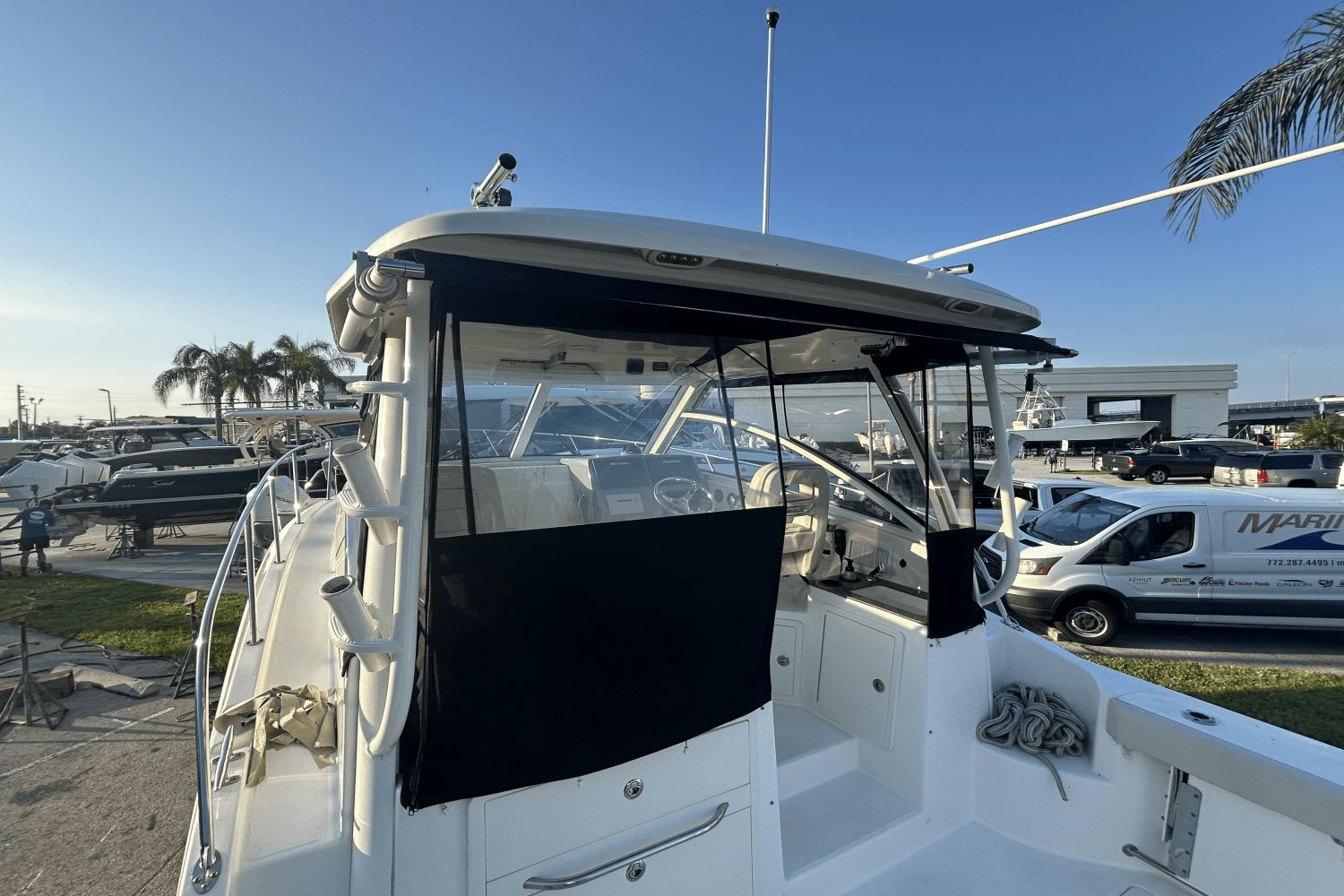 2017 Boston Whaler 315 CQ Image Thumbnail #39