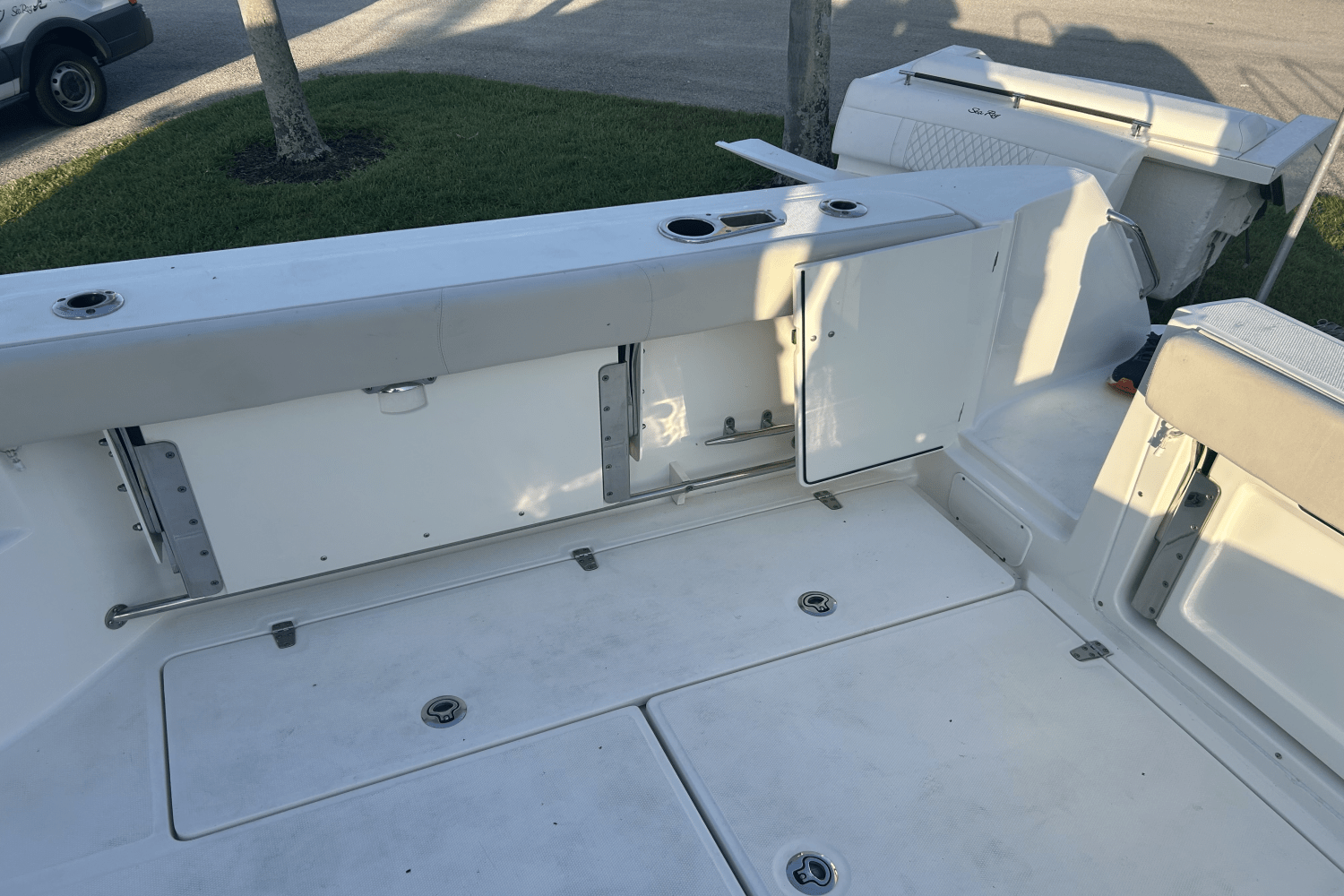 2017 Boston Whaler 315 CQ Image Thumbnail #12