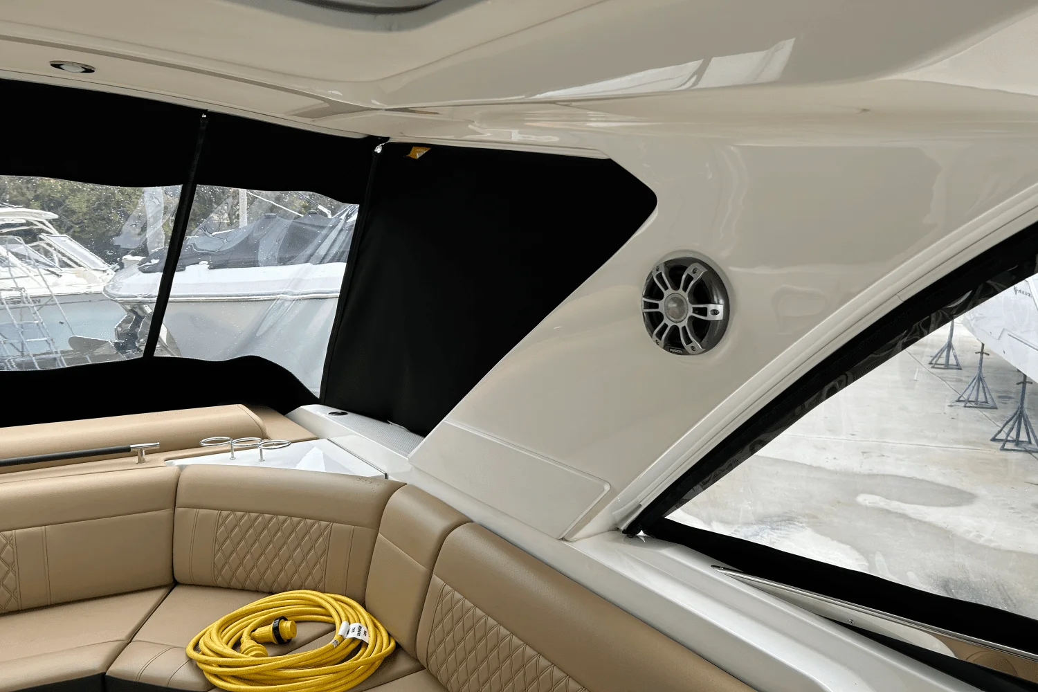 2024 Sea Ray 310 SLX Image Thumbnail #17